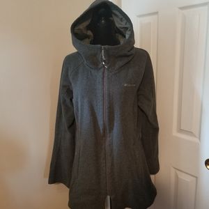 Brand New Womans Columbia size LG Fleece Zip Up with Hood